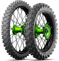 MICHELIN Starcross 5 70/100 R19